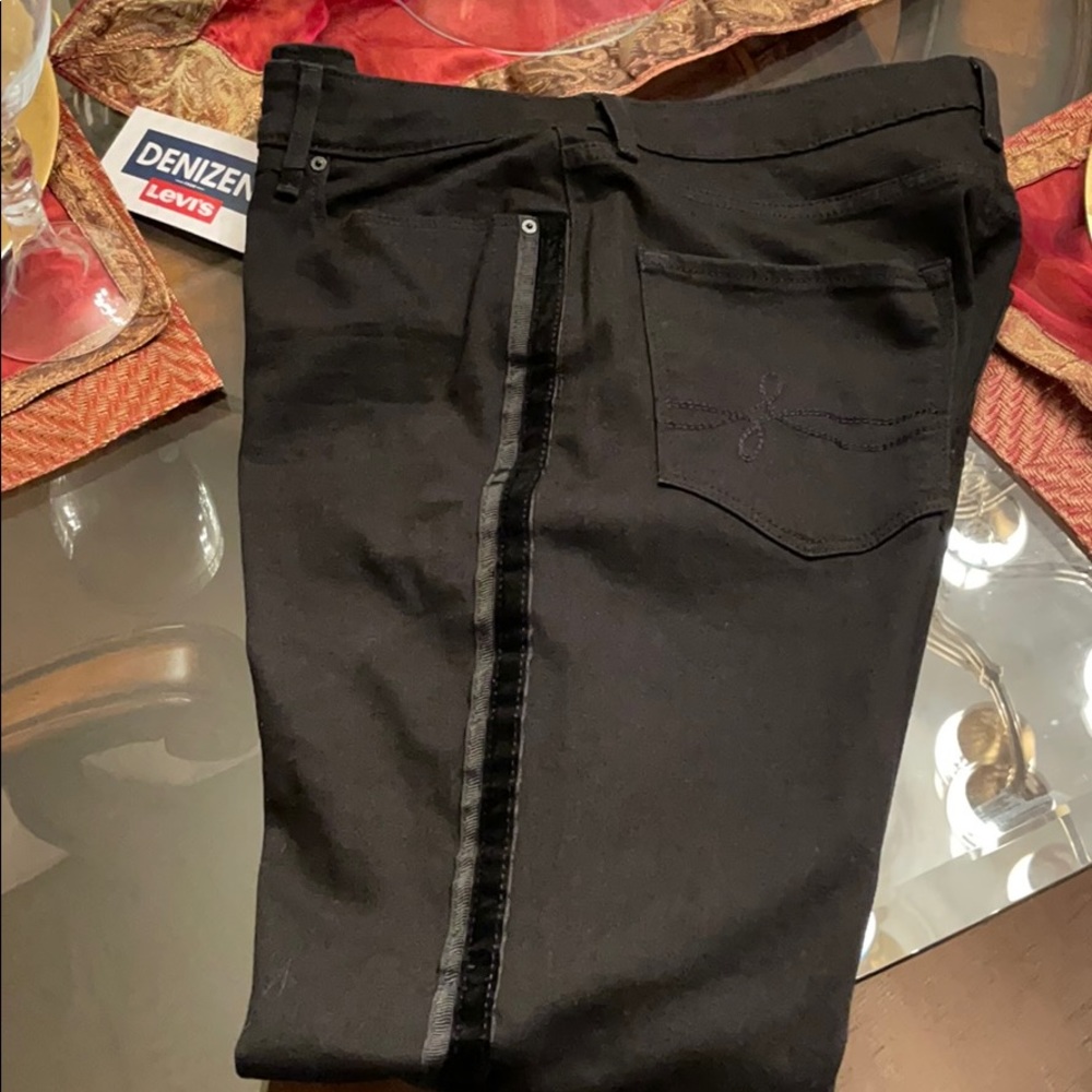 Brand new Ladies black denim jeans.